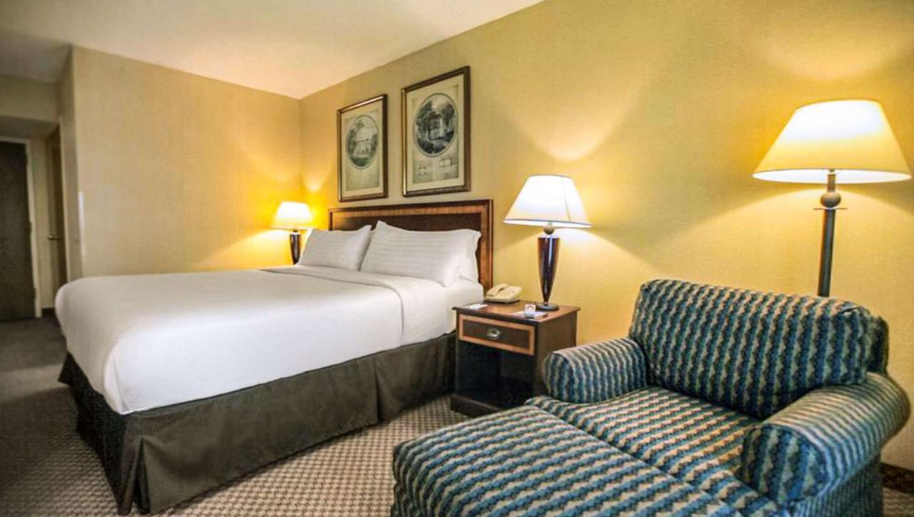 Magnuson Grand & Conference Center Somerset-Bridgewater 외부 사진
